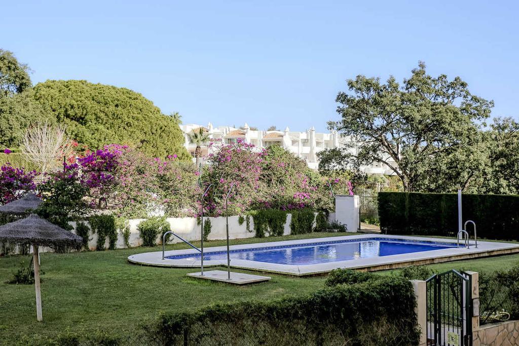 Apartment Aguila Real Sitio de Calahonda Quarto foto